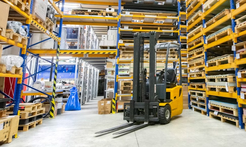 forklift and pallets