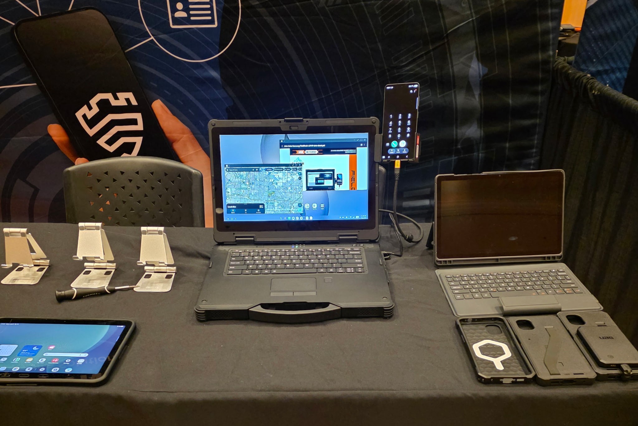 lapdock samsung firstnet conference