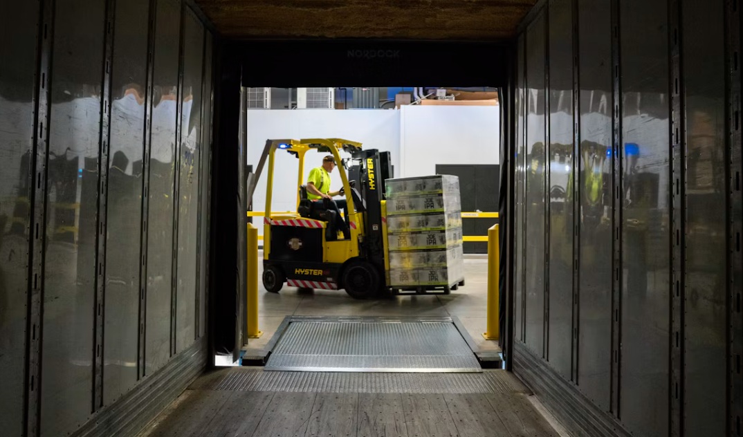cross docking forklist trailer warehouse